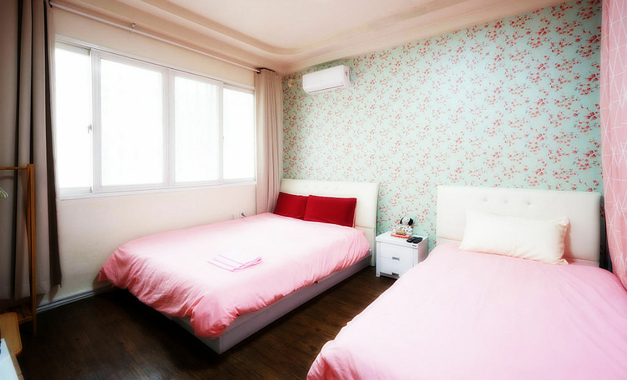 Tiara Guesthouse Seoul Ngoại thất bức ảnh