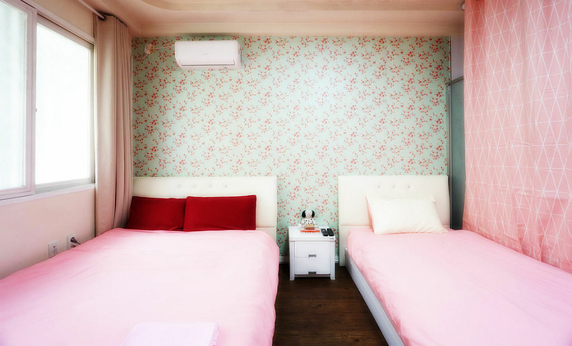 Tiara Guesthouse Seoul Ngoại thất bức ảnh